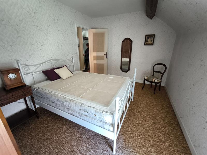 Maison - 225 m² - 7 pièces