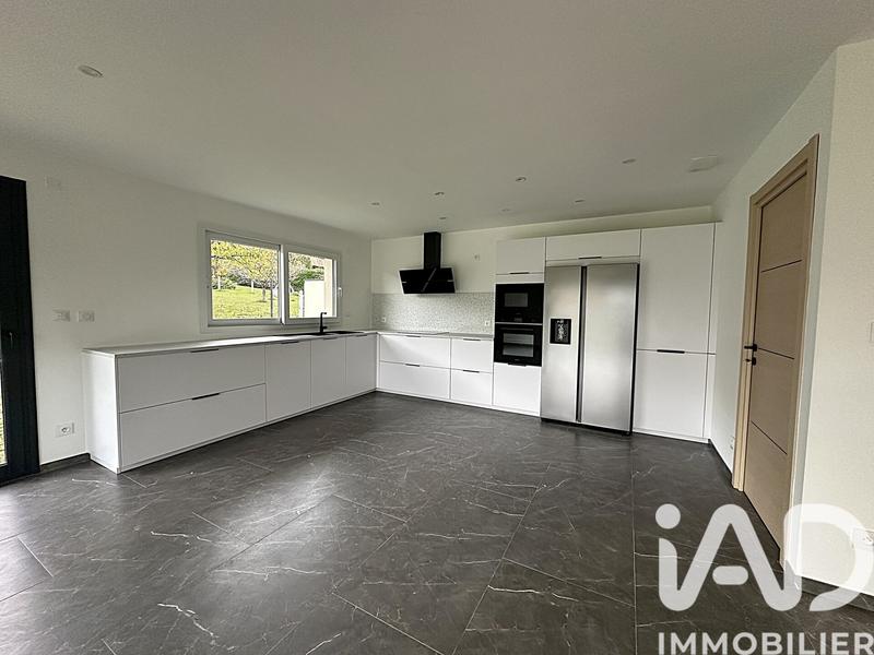 Maison - 123 m² - 5 pièces