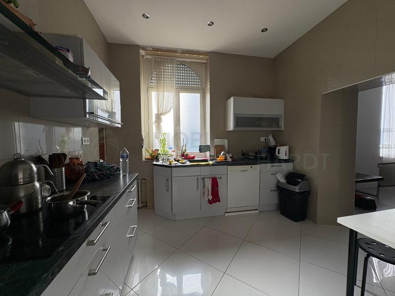 Duplex - 207 m² - 7 pièces