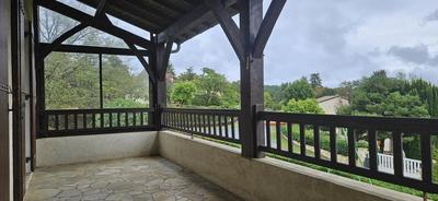 Maison - 148 m² - 7 pièces