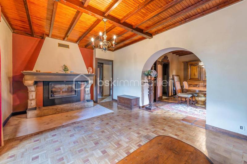 Maison ancienne - 135 m² - 8 pièces