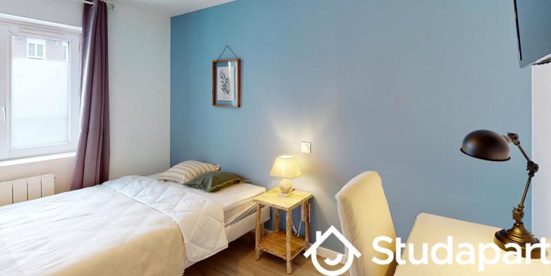 Chambre - 11 m² - 1 pièce