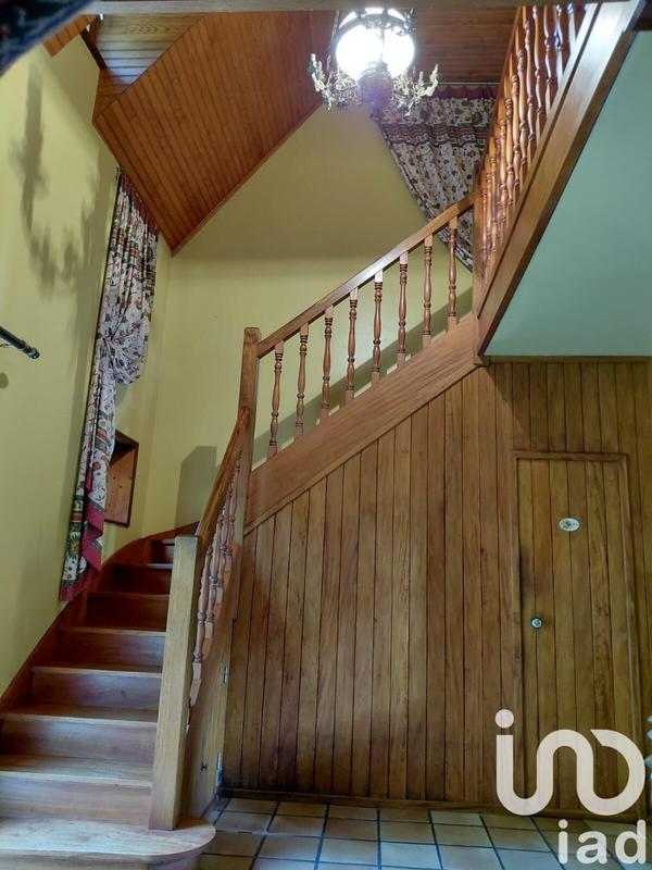 Maison - 140 m² - 6 pièces