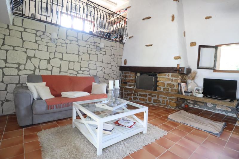 Maison - 218 m² - 8 pièces