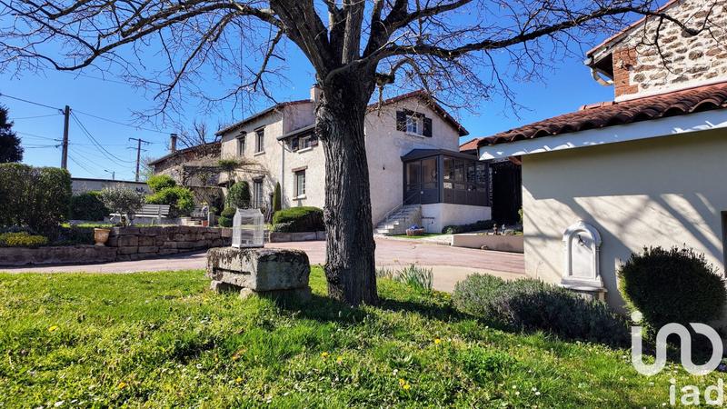 Maison - 380 m² - 9 pièces