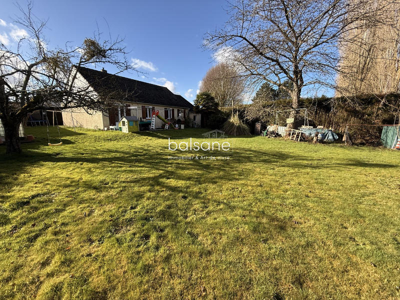 Maison - 98 m² - 5 pièces