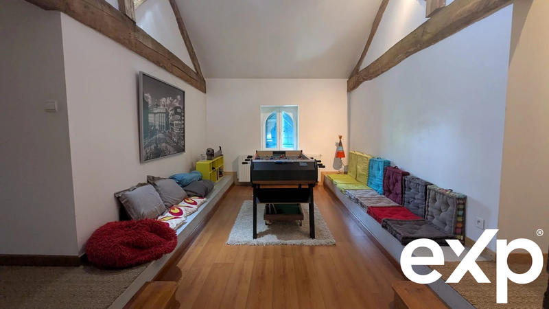 Bastide - 343 m² - 8 pièces