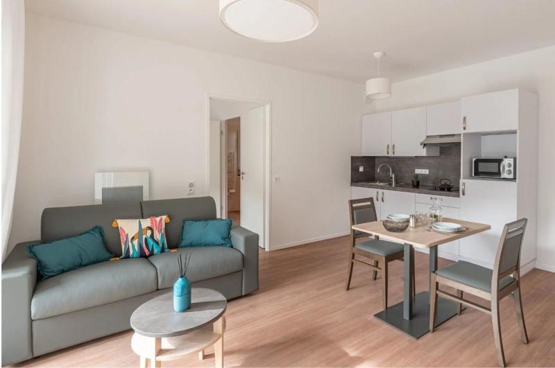 Studio - 30 m² - 1 pièce