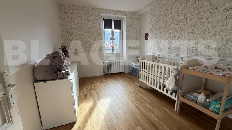 Maison de ville - 139 m² - 6 pièces