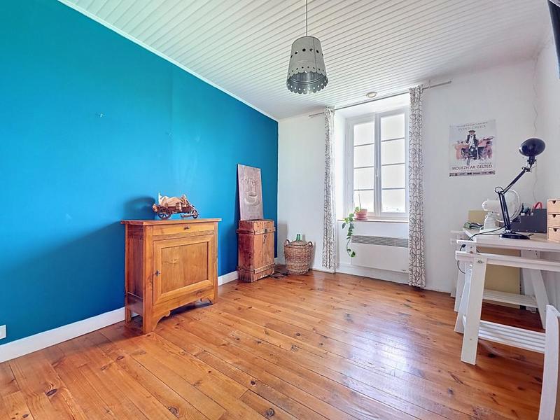 Maison - 194 m² - 5 pièces