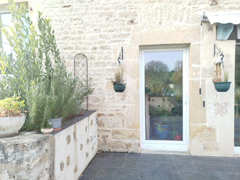 Maison - 301 m² - 15 pièces