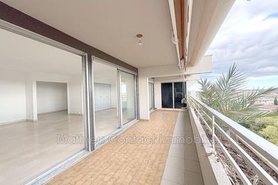 Appartement - 109 m² - 5 pièces