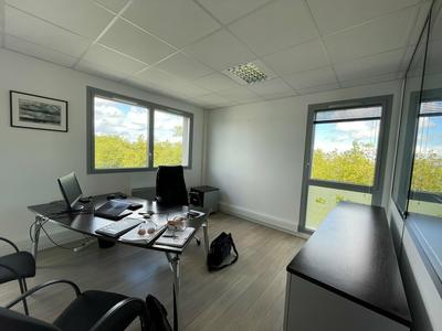 Bureau - 59 m²