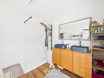 Maison - 140 m² - 7 pièces