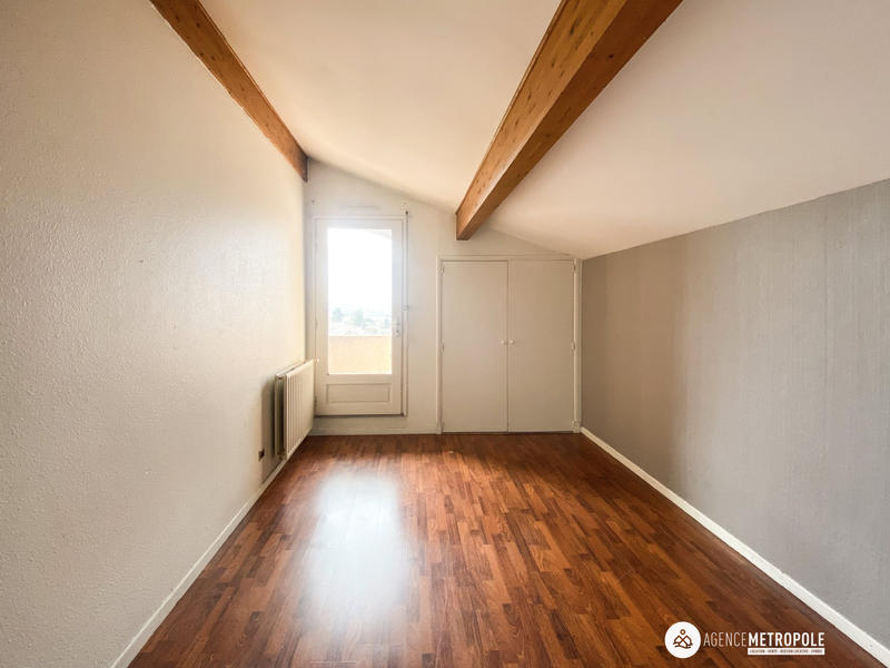 Appartement - 140 m² - 6 pièces