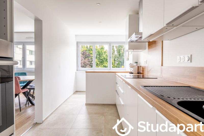 Chambre - 10 m² - 1 pièce