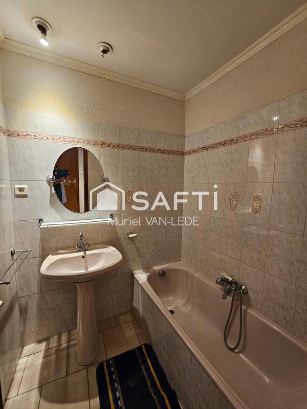 Maison - 94 m² - 5 pièces