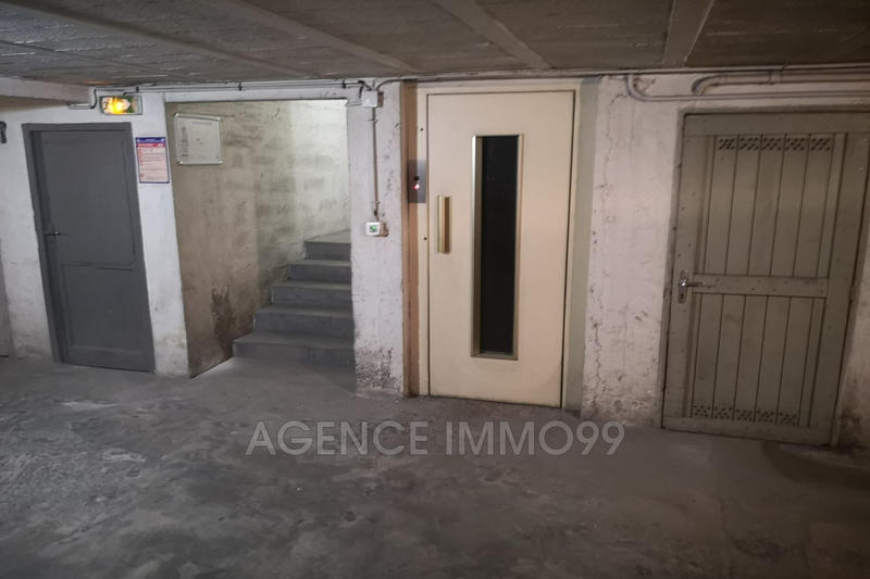 Parking / Garage - 13 m²