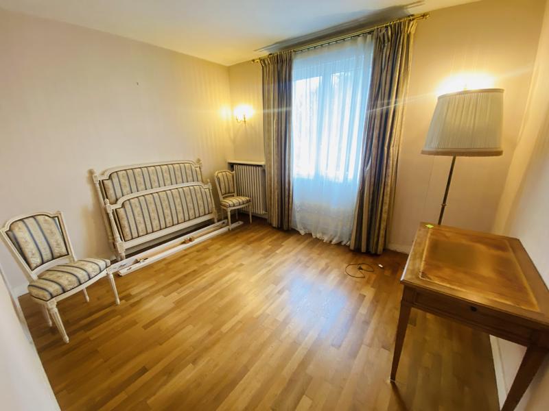 Maison - 150 m² - 8 pièces