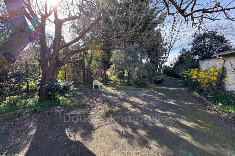 Maison - 320 m² - 14 pièces