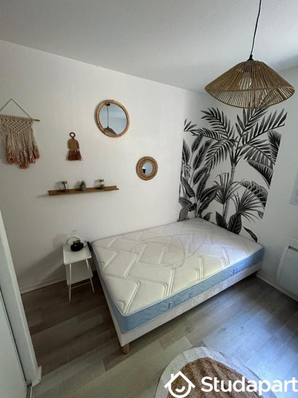 Chambre - 9 m² - 1 pièce