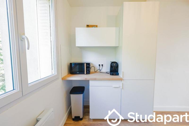 Chambre - 9 m² - 1 pièce