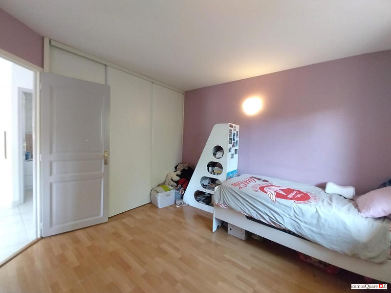 Villa - 140 m² - 5 pièces