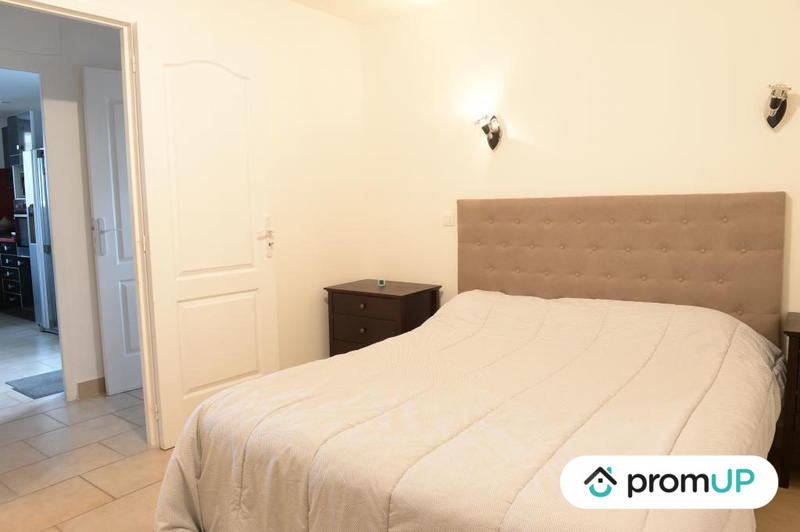 Maison contemporaine - 224 m² - 10 pièces