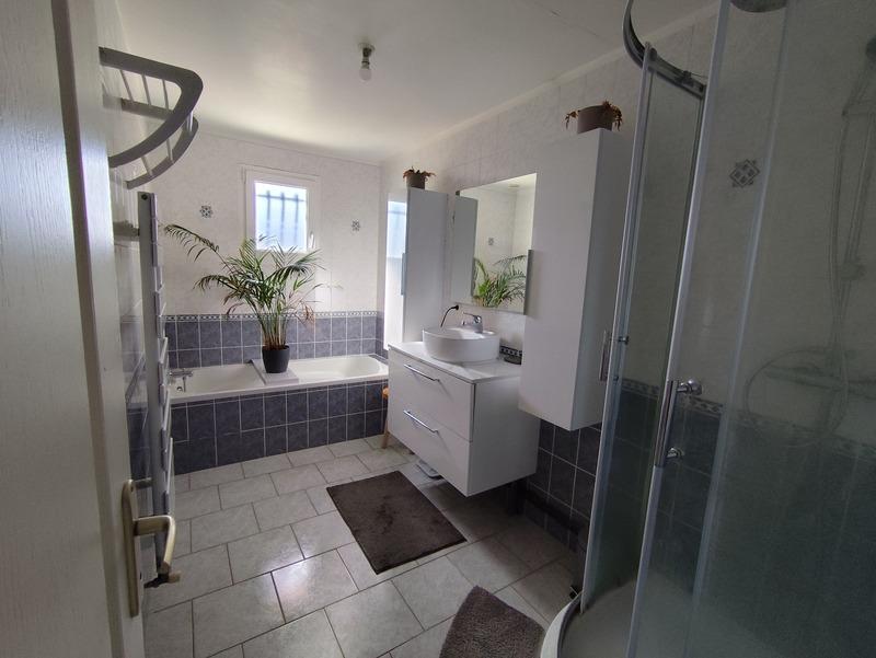 Maison - 154 m² - 6 pièces