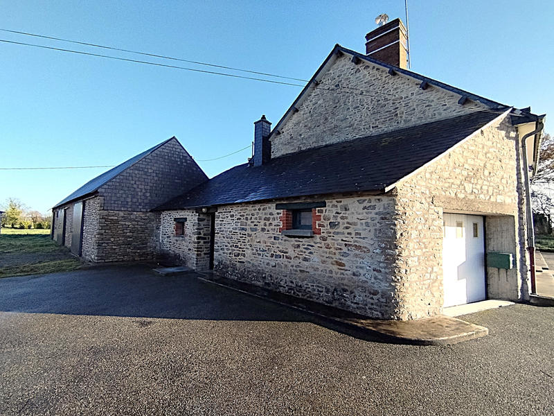 Maison - 120 m² - 8 pièces