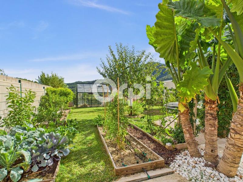 Villa - 204 m² - 5 pièces