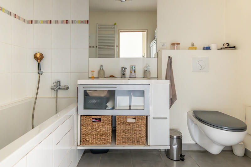 Appartement - 100 m² - 5 pièces