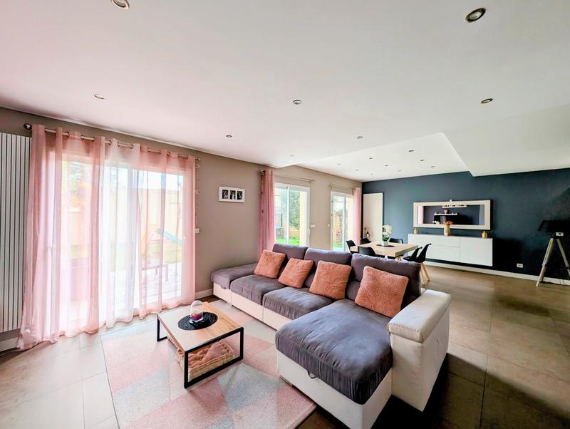 Maison contemporaine - 126 m² - 6 pièces