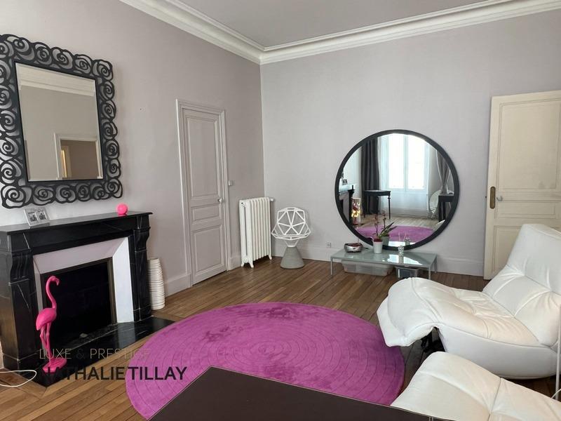 Maison bourgeoise - 265 m² - 9 pièces