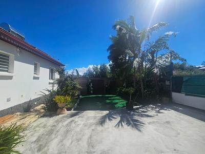 Maison - 301 m² - 9 pièces