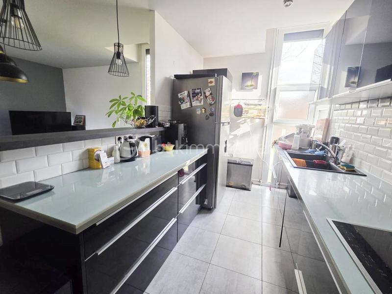 Maison - 85 m² - 5 pièces