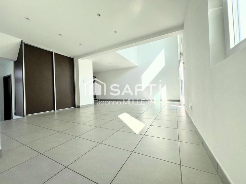 Appartement - 125 m² - 5 pièces