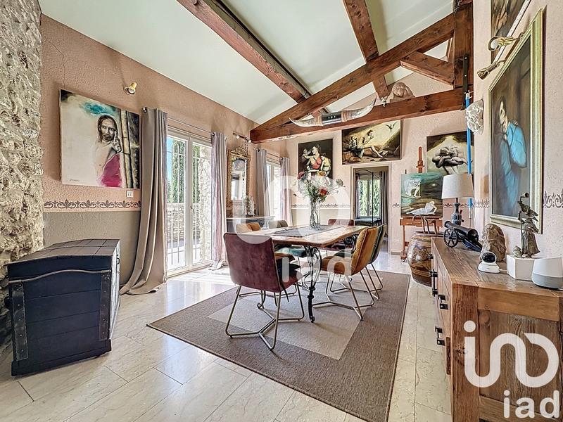 Maison - 445 m² - 19 pièces