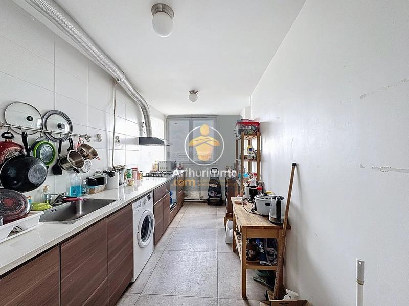 Appartement - 90 m² - 4 pièces