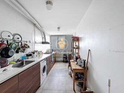 Appartement - 90 m² - 4 pièces