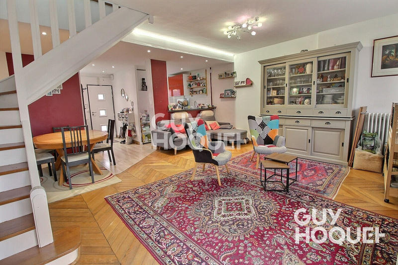 Maison - 103 m² - 5 pièces