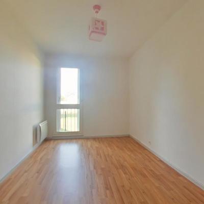 Appartement ancien - 89 m² - 4 pièces