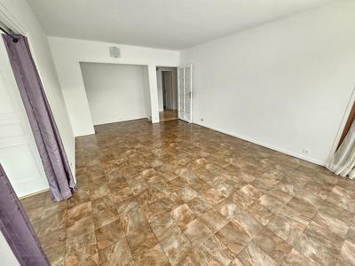 Appartement - 84 m² - 4 pièces