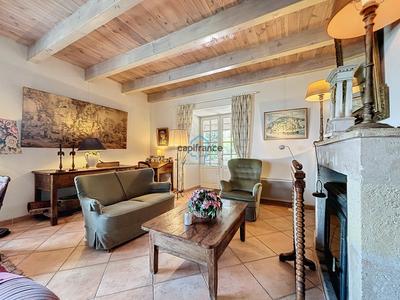 Maison - 153 m² - 7 pièces