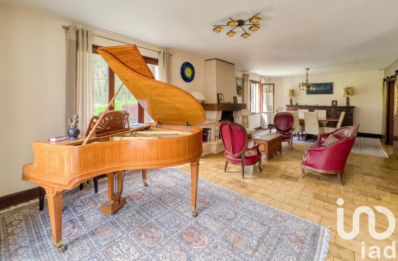 Maison - 180 m² - 6 pièces