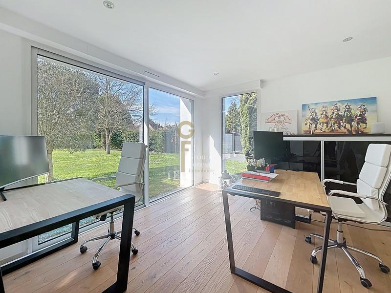 Maison - 296 m² - 8 pièces