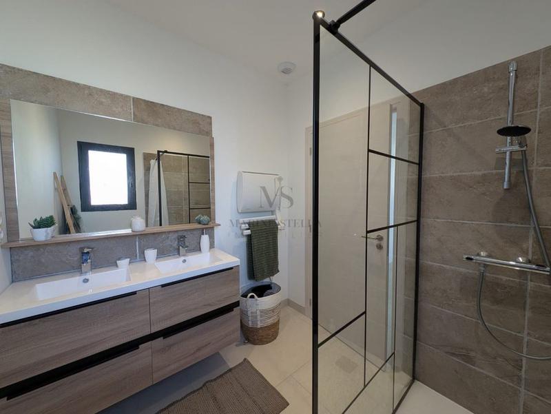 Villa - 147 m² - 5 pièces