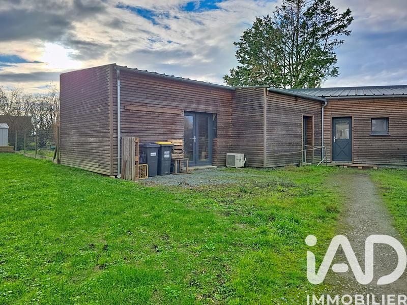 Maison - 98 m² - 5 pièces