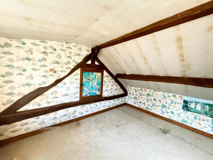 Maison - 80 m² - 5 pièces