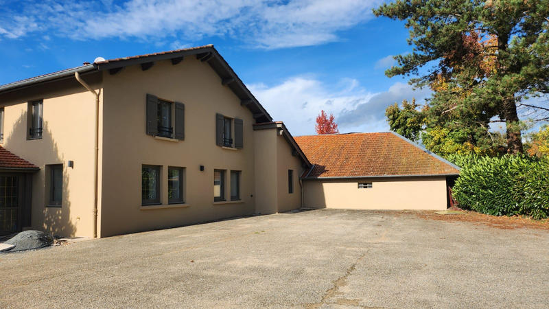 Maison - 85 m² - 4 pièces